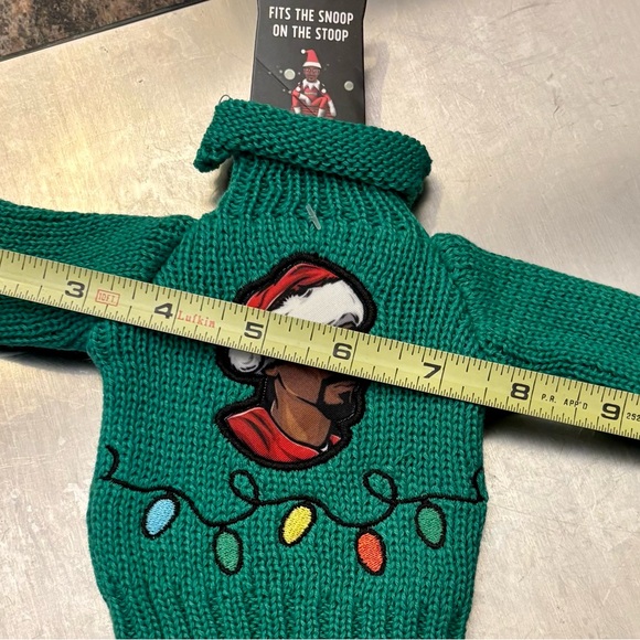 Snoop On The Stoop Novelty wine Sweater - Picture 7 of 8